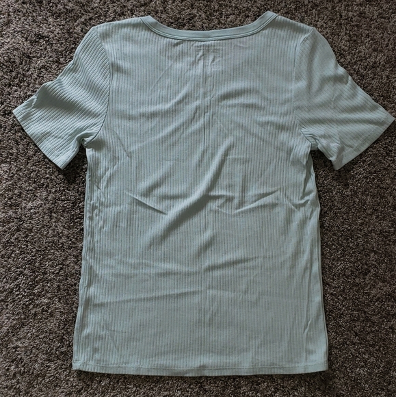 Lucky Brand| NWOT| Set of Three Short Sleeve T-Shirts in Mauve, Mint, and Slate - Picture 8 of 10